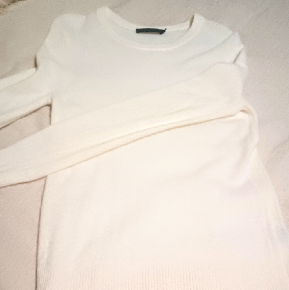 Jenni Kayne cream Everyday Sweater. medium